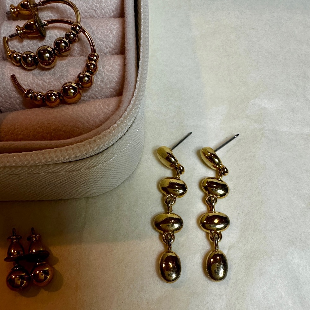 Monet Gold Earring Collection - Picture 5 of 6